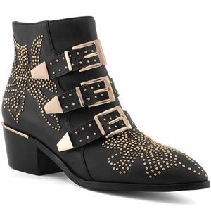Carmen black / gold studded boots